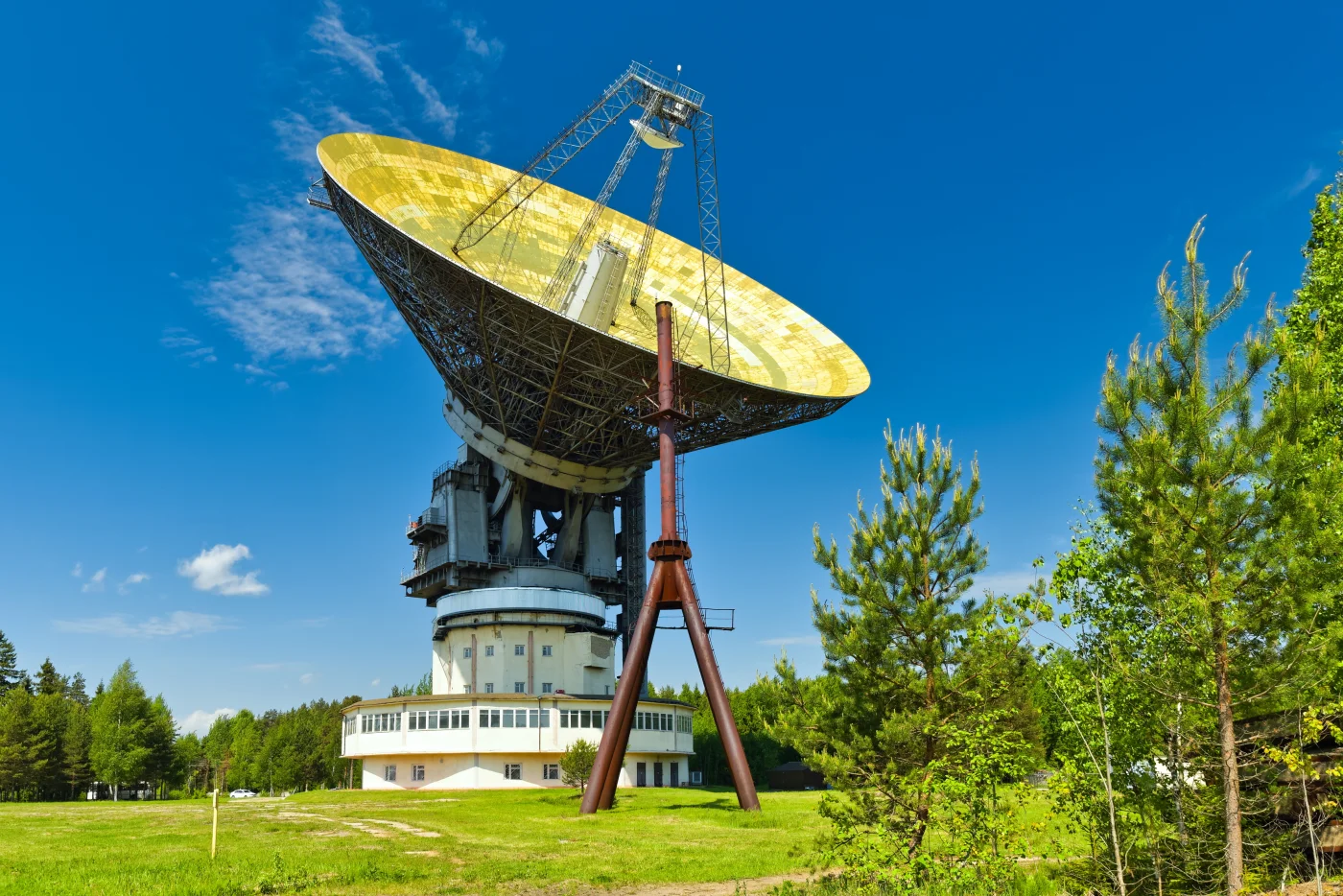 Радиотелескоп РТ-64 Калязинской радиоастрономической обсерватории